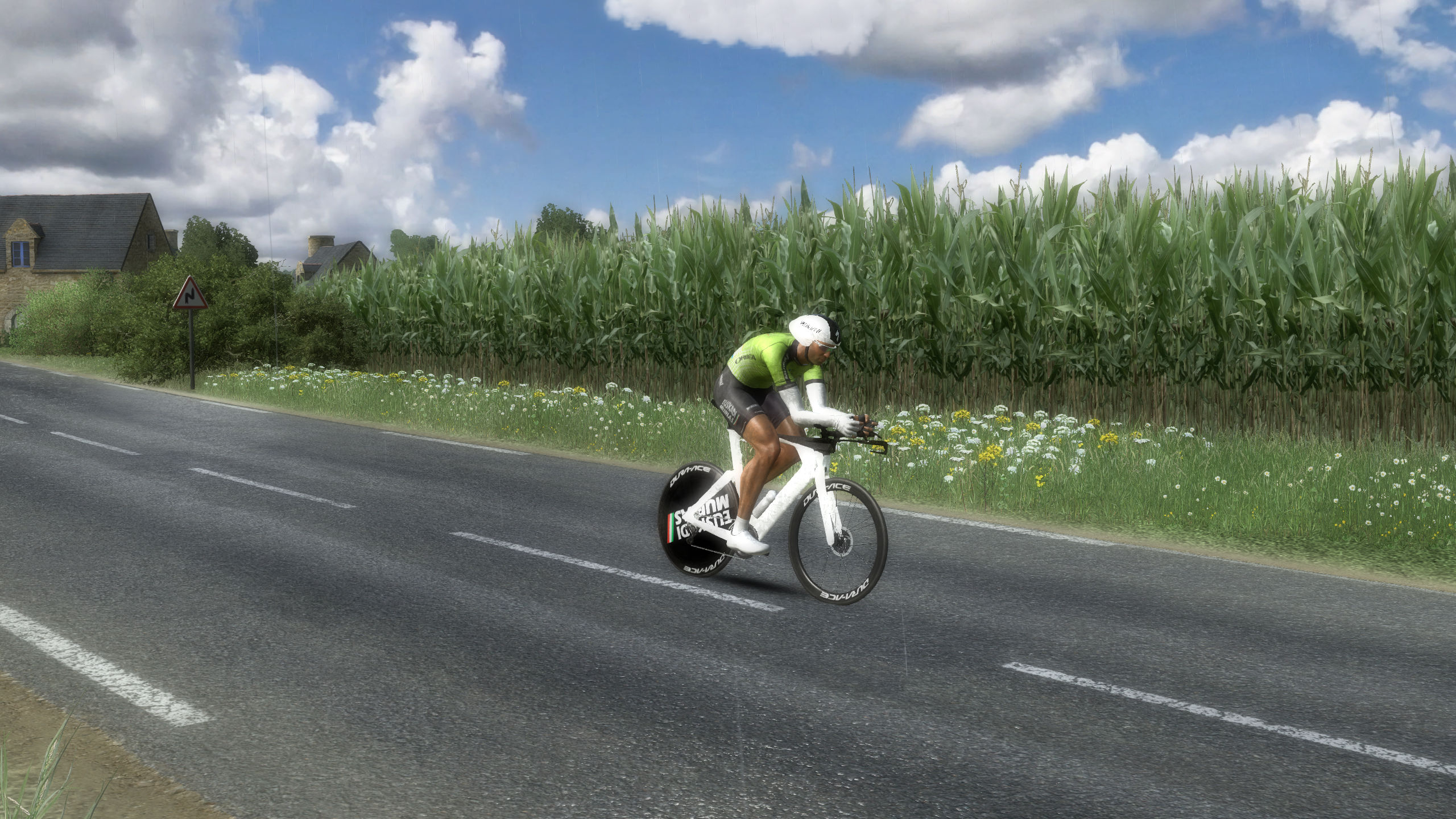 pcmdaily.com/images/mg/2025/Reports/C2/Isle of Man/PCM0025.jpg